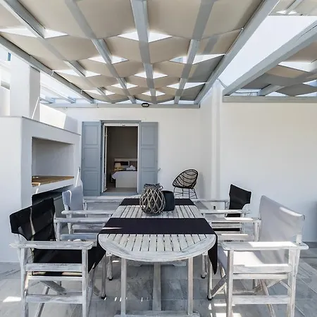 Nereids Villa *
