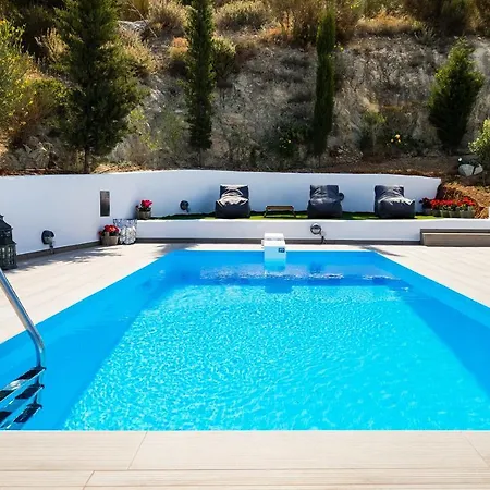 Nereids Parikia (Paros)