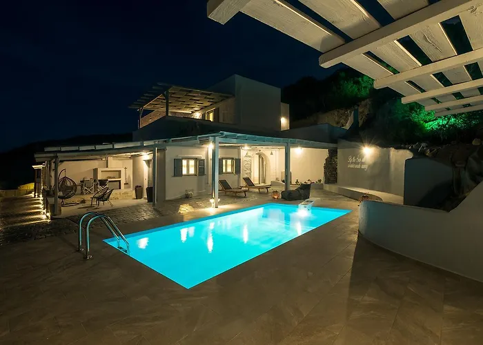 Nereids * Parikia (Paros)