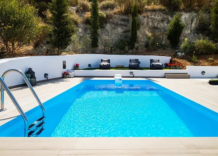 Nereids Parikia (Paros)